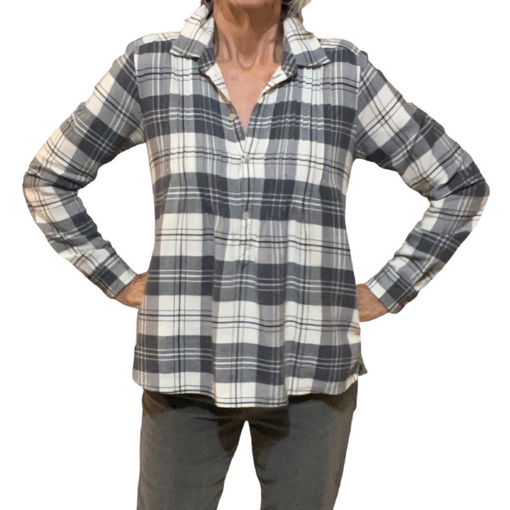 American Eagle plaid shirt long sleeves